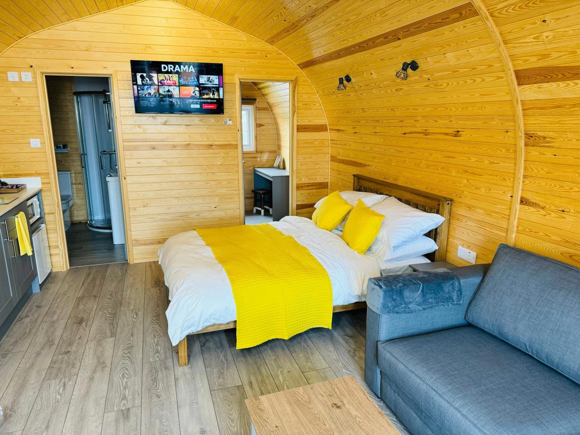 Готель Ffrith Beach Glamping With Hot Tub Престатін Екстер'єр фото