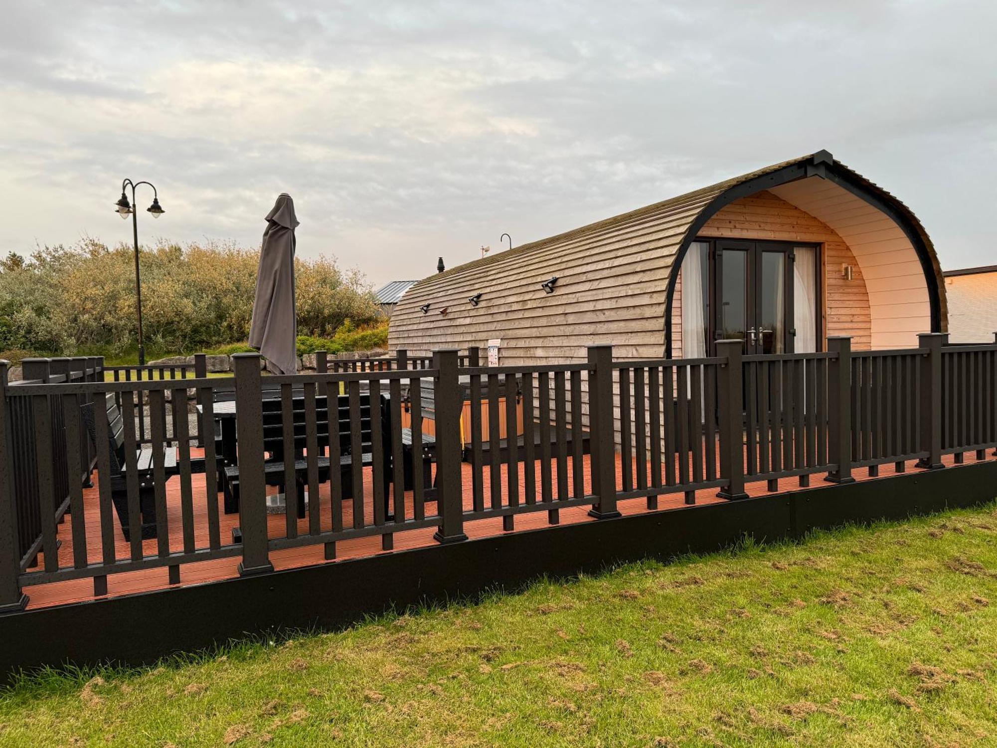 Готель Ffrith Beach Glamping With Hot Tub Престатін Екстер'єр фото